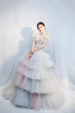 袁姗姗芭莎明星慈善夜性感图片_3