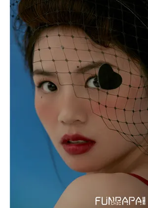 黄英复古造型优雅写真图片_7