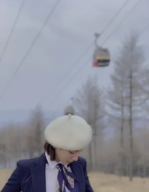 冯若绮清新雪景写真图片_2