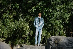 李现帅气随性写真图片_2
