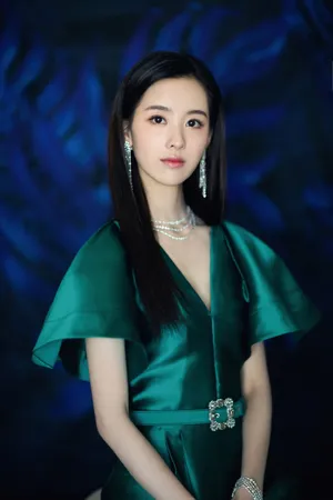 陈都灵金鸡奖优雅时尚写真图片
