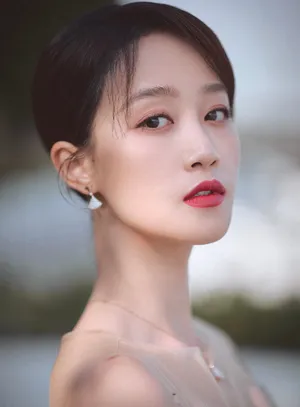 蓝盈莹金鸡奖仙气唯美写真图片_4