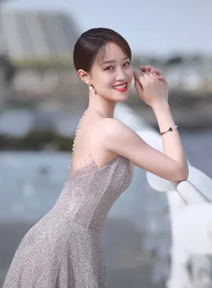 蓝盈莹金鸡奖仙气唯美写真图片_6