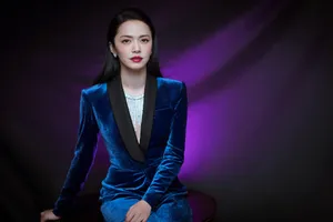 姚晨优雅复古迷人写真图片