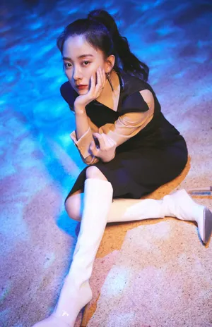 朱颜曼滋时尚光影写真图片_1