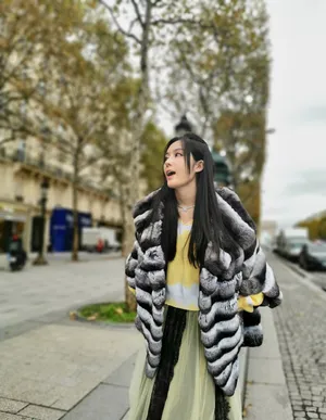 汤晶媚初冬甜美街拍图片_2