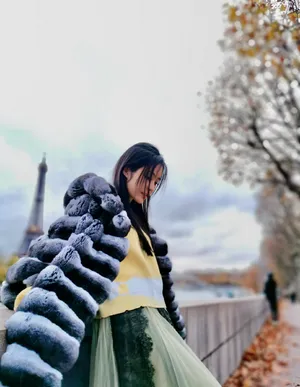 汤晶媚初冬甜美街拍图片_5