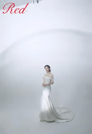 李晟优雅魅力写真图片