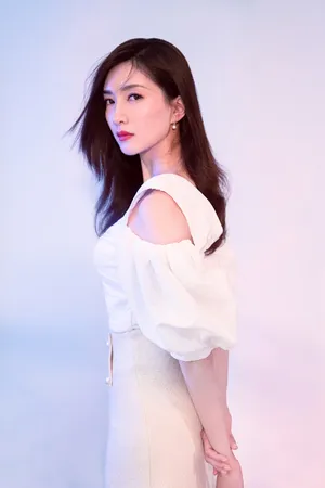 江疏影纯白优雅浪漫写真图片_4