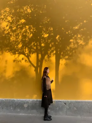 陈瑶唯美悠闲街拍照图片