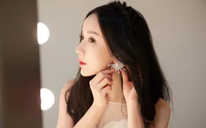 娄艺潇优雅唯美写真图片_2