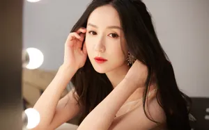 娄艺潇优雅唯美写真图片_4