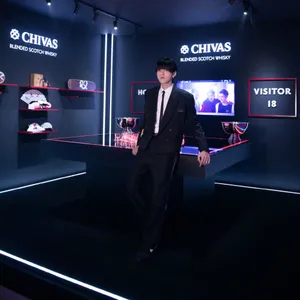 吴亦凡齐刘海造型活动图片