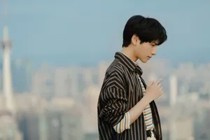 罗云熙儒雅绅士写真图片_2
