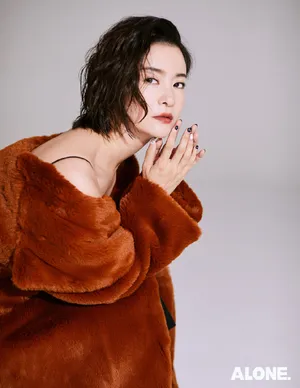李晟百变风格摩登写真图片_8