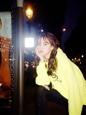 孟子义甜美夜景街拍图片_5