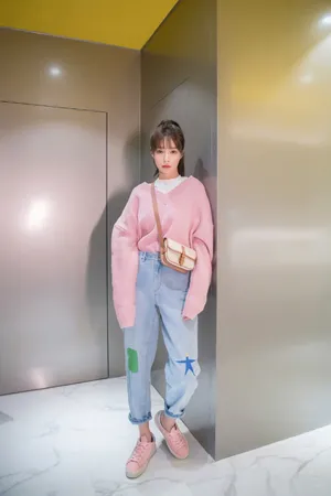 沈梦辰清爽养眼写真图片_5