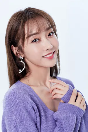 宣璐温婉动人写真图片