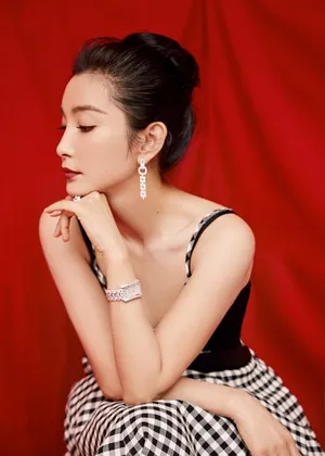 李冰冰大方典雅性感写真图片