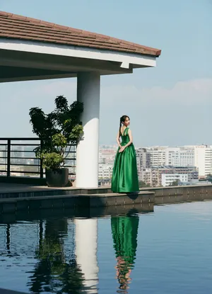 白百何复古长裙性感写真图片_8