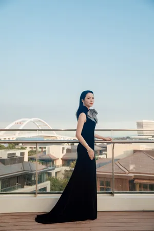 姚晨优雅高贵性感写真图片_5