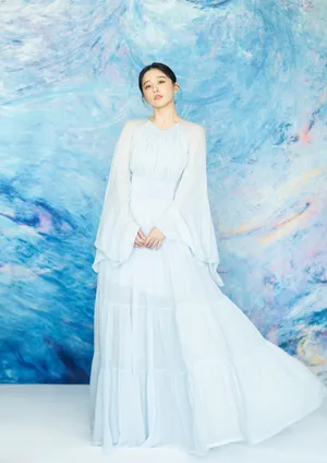 阚清子艾莎蓝水袖长裙性感图片_6