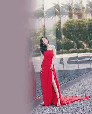 杨幂薄纱红裙性感写真图片_5