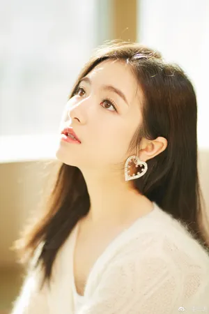 李兰迪超短裙甜美写真图片_2