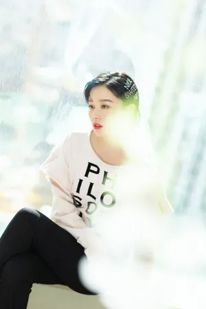 阚清子休闲暖冬写真图片