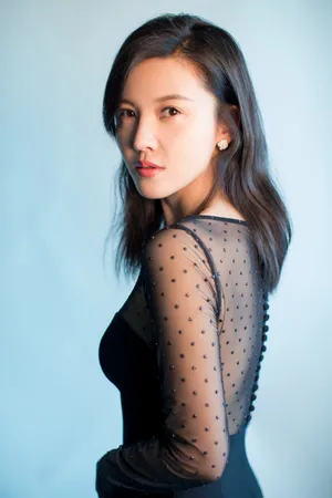 杨子姗优雅大气写真图片_3