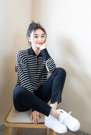 袁姗姗清爽甜美写真图片_3