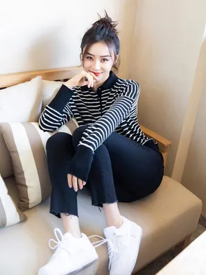 袁姗姗清爽甜美写真图片_4