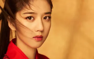 李凯馨美飒红衣古装写真图片_2