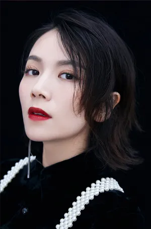 曹曦文成熟妩媚写真图片_5