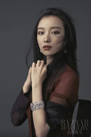 倪妮妩媚撩人性感写真图片