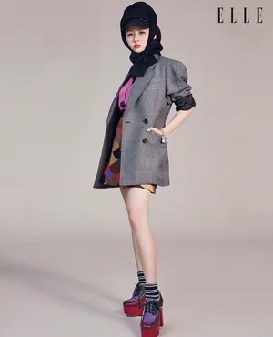 邱淑贞女儿沈月灵动气质写真图片_5