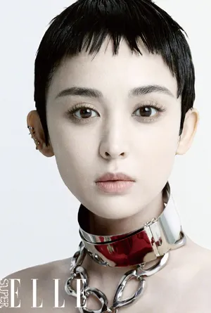 古力娜扎短发造型时尚写真大片_8