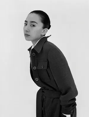 朱颜曼滋最新时尚写真大片_4