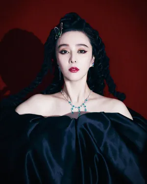 范冰冰美杜莎发型冷艳写真图片_2
