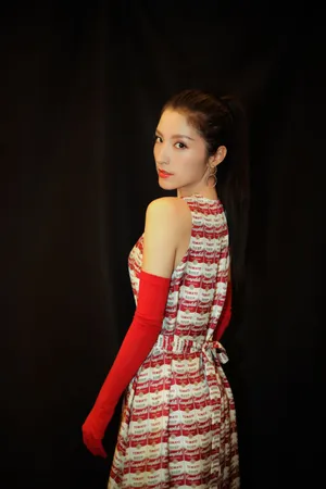 潘辰清凉性感写真图片