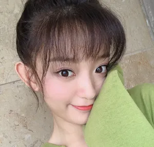 罗予彤清新俏皮自拍图片_7