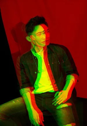 演员王森时尚帅气写真图片_7