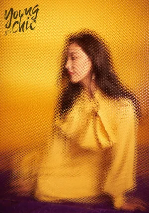 章若楠复古迷人时尚写真大片_10