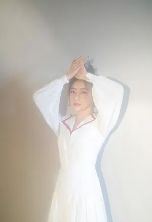 袁姗姗清新少女风写真图片_2
