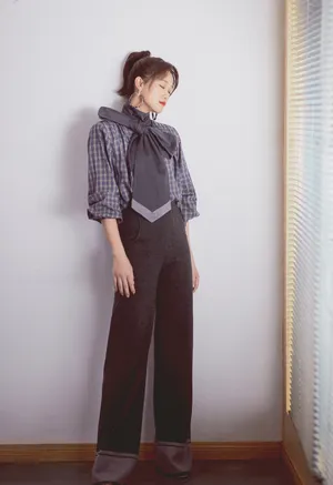 蓝盈莹复古元气写真图片_3
