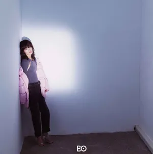 李沁裸妆时尚写真图片_11