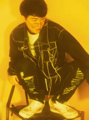 朱元冰光影帅气写真图片_8