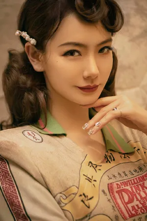 戚薇旗袍复古性感写真图片_2