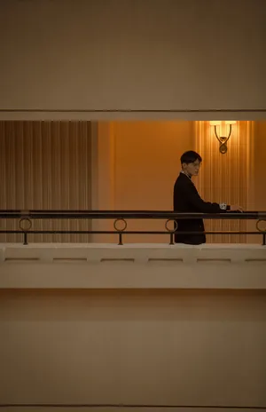 徐正溪帅气复古写真图片_7