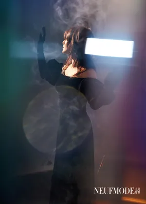 张雨绮摩登光影写真花絮图片_2